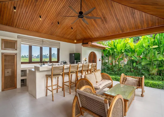 Tembaga By Evdekimi - Rice Field Views With Outdoor Lounge & Pool ヴィラ ウブド
