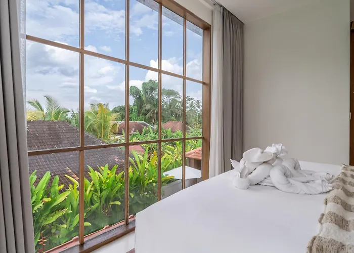 Tembaga By Evdekimi - Rice Field Views With Outdoor Lounge & Pool ウブド