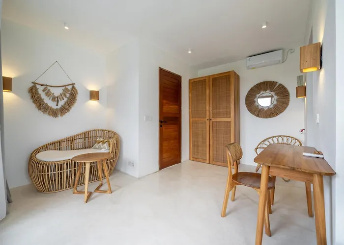 ヴィラ Tembaga By Evdekimi - Rice Field Views With Outdoor Lounge & Pool